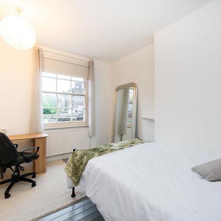 Apartament 2-Bed In The Heart Of Camden Londyn Zewnętrze zdjęcie